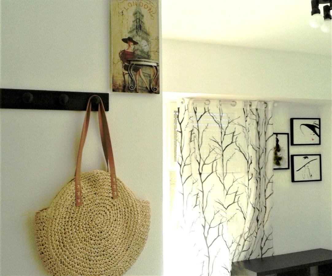 Turina Apartment -Ac Near Beach อาลิกันเต ภายนอก รูปภาพ