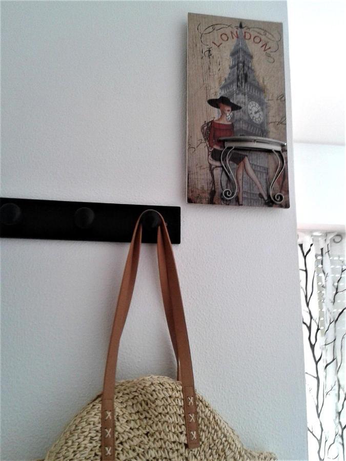 Turina Apartment -Ac Near Beach อาลิกันเต ภายนอก รูปภาพ